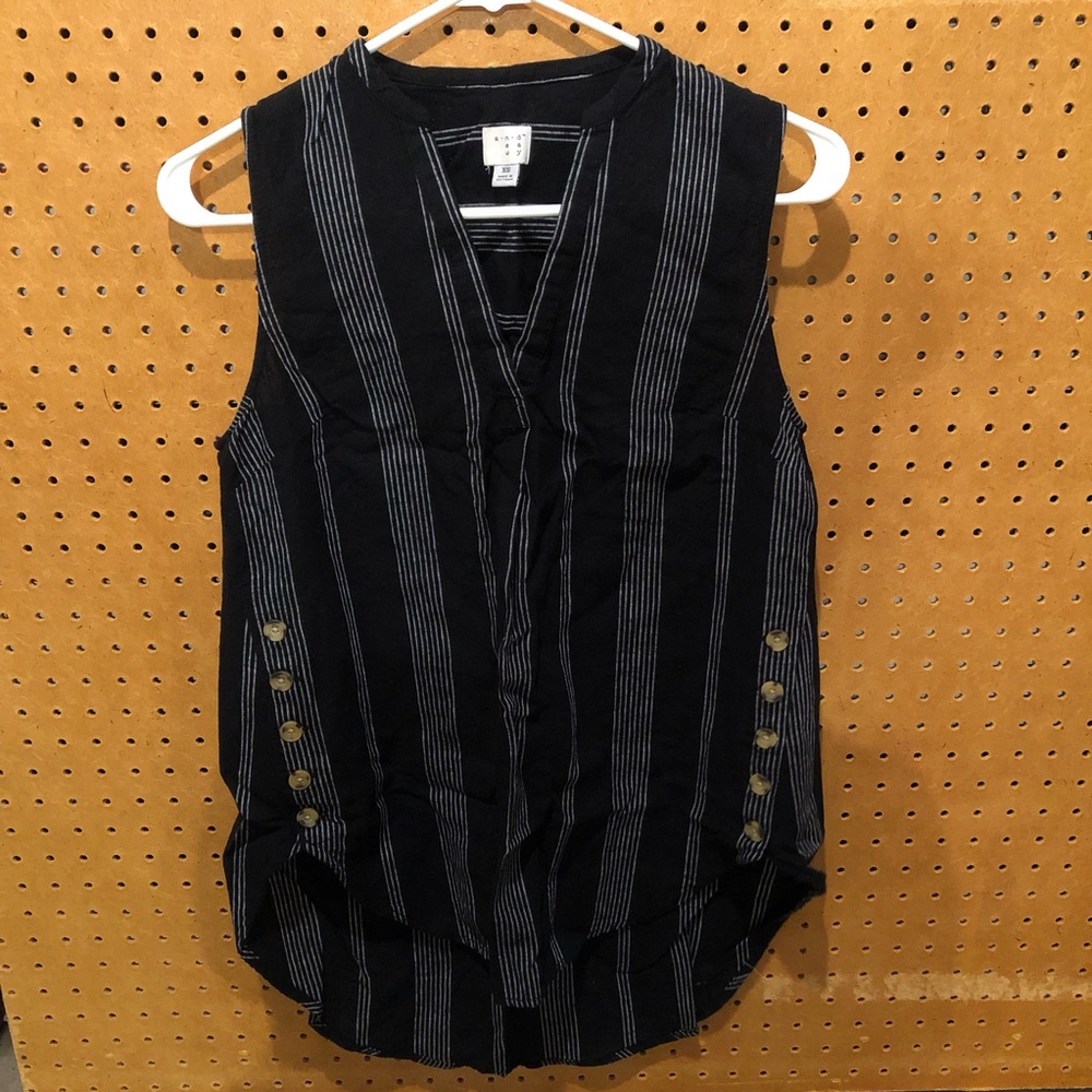 A New Day Striped Black and White V Neck Tank Top